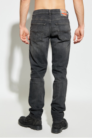 Diesel Jeansy `2023 D-FINITIVE`