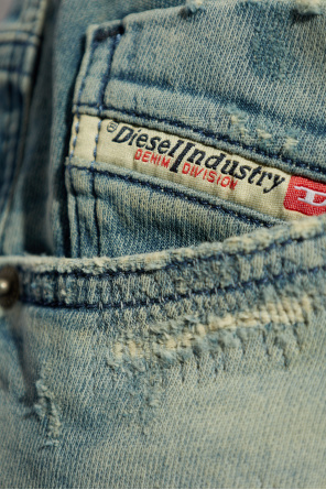 Diesel Spodnie `2031 D-KRAILEY`