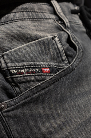 Diesel Jeansy `2032 D-KROOLEY-B`