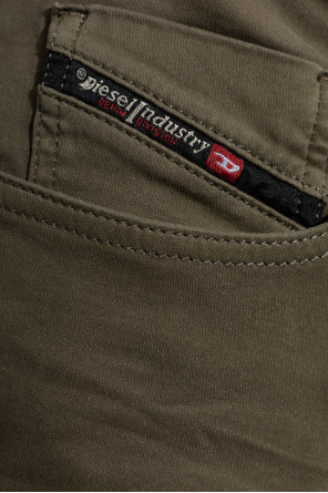 Diesel ‘2062 D-STRUKT-W JOGG’ jeans