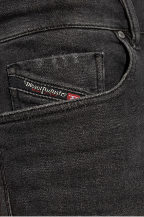 Diesel Jeansy `2090 D-VEEKLEY-BW`