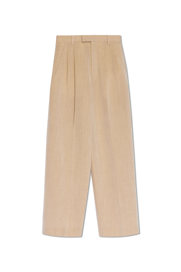 ‘Titolo’ pleat-front trousers od Jacquemus