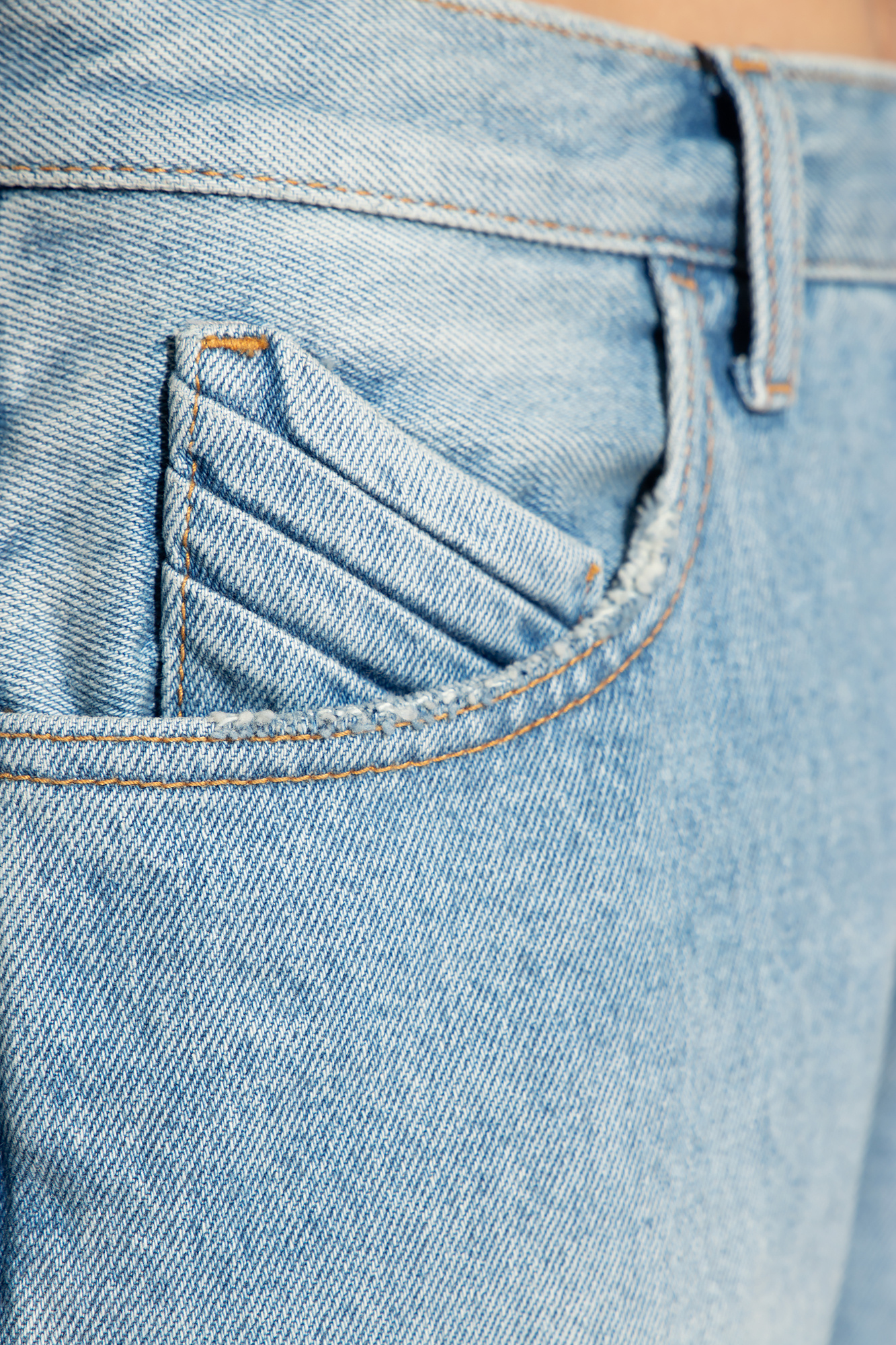 The Attico textured-denim shorts Blau