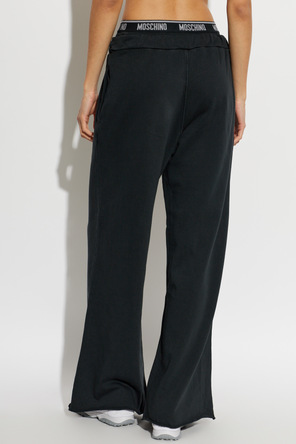 Moschino Sweatpants mit der Linie „Active“