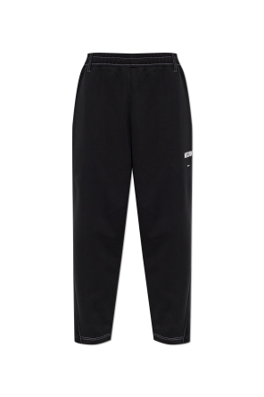 Sweatpants with contrasting stitching