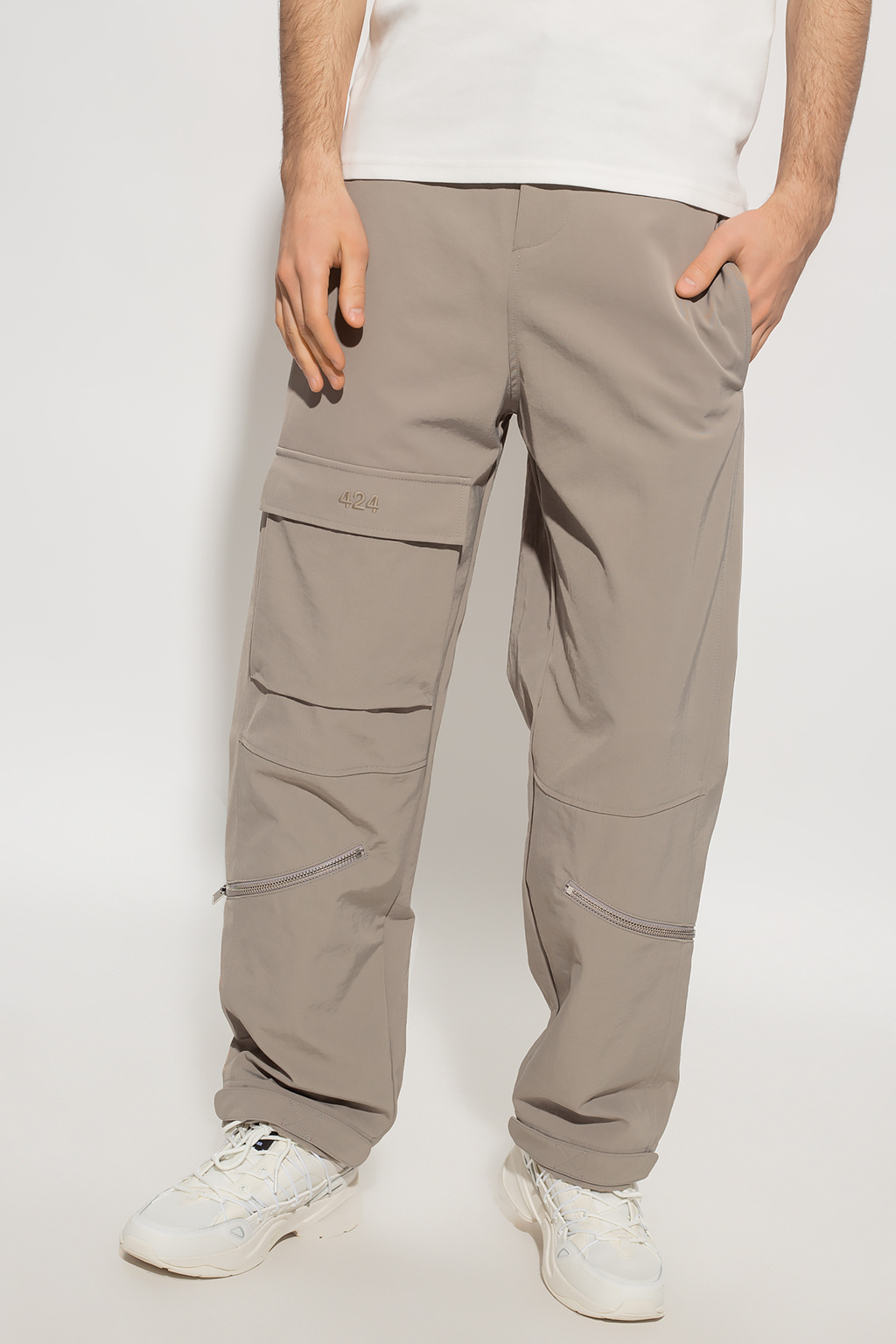 424 Trousers with multiple pockets