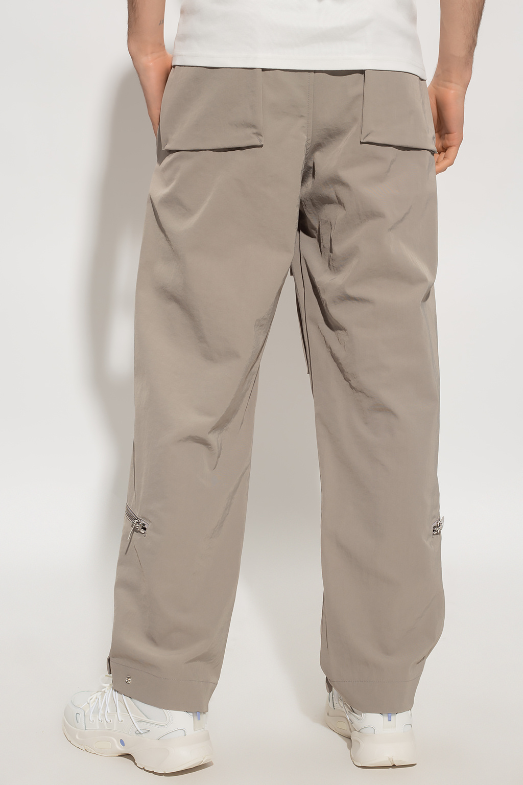 424 Trousers with multiple pockets