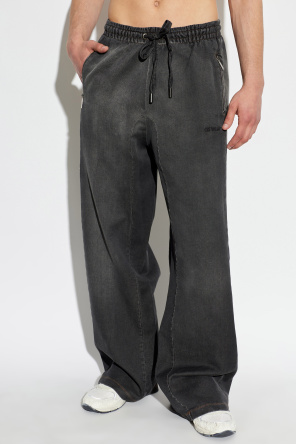 Off-White Sweatpants mit weitem Bein