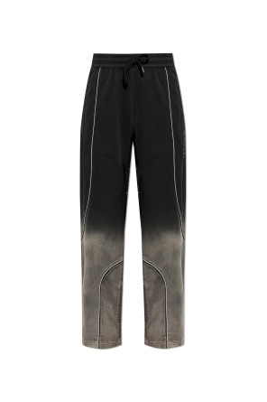 Pantalones de corte holgado