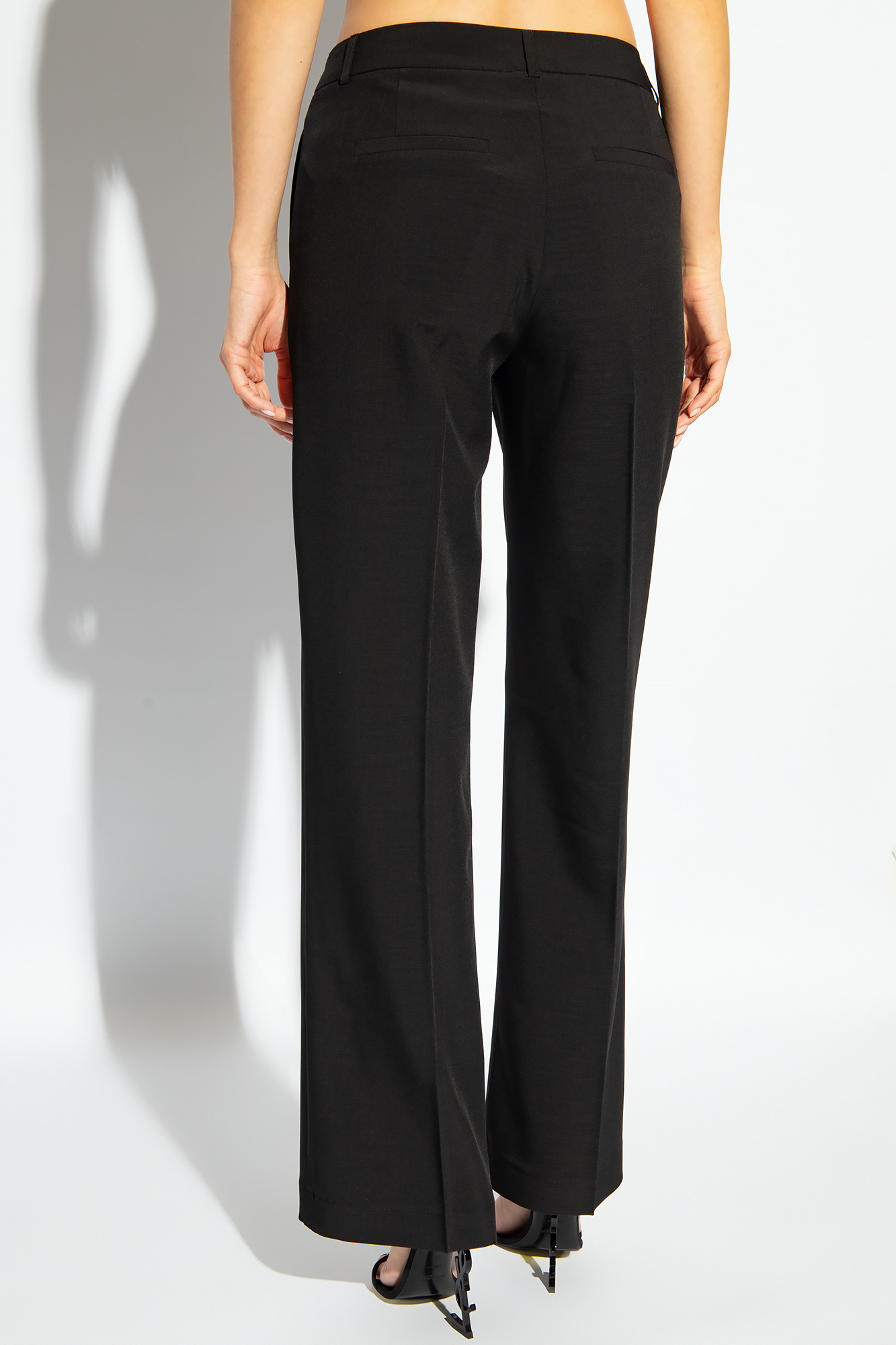 HERSKIND ‘Jackmann’ pleat-front trousers