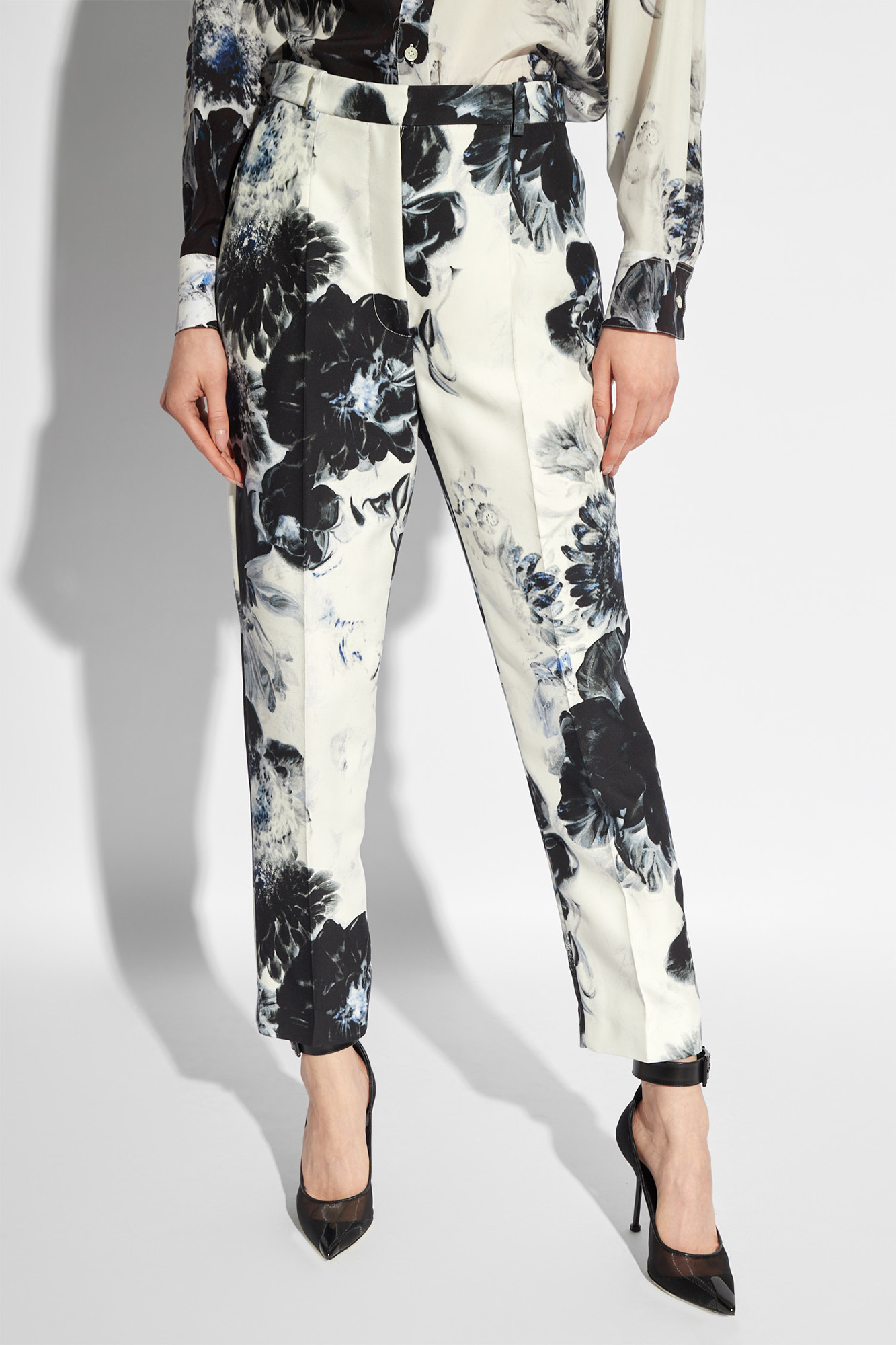 Alexander McQueen Trousers with floral motif