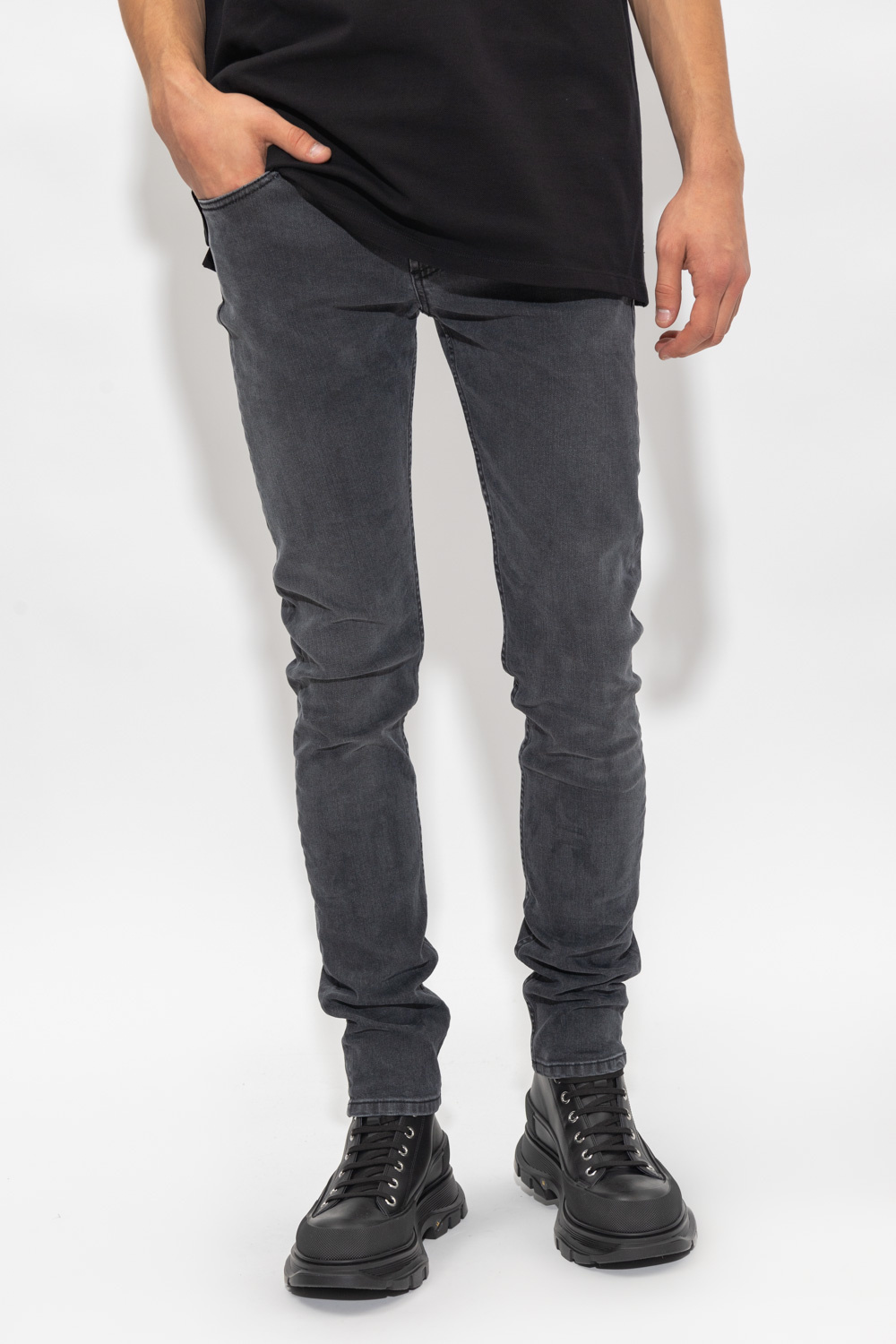 Alexander McQueen Tapered leg jeans