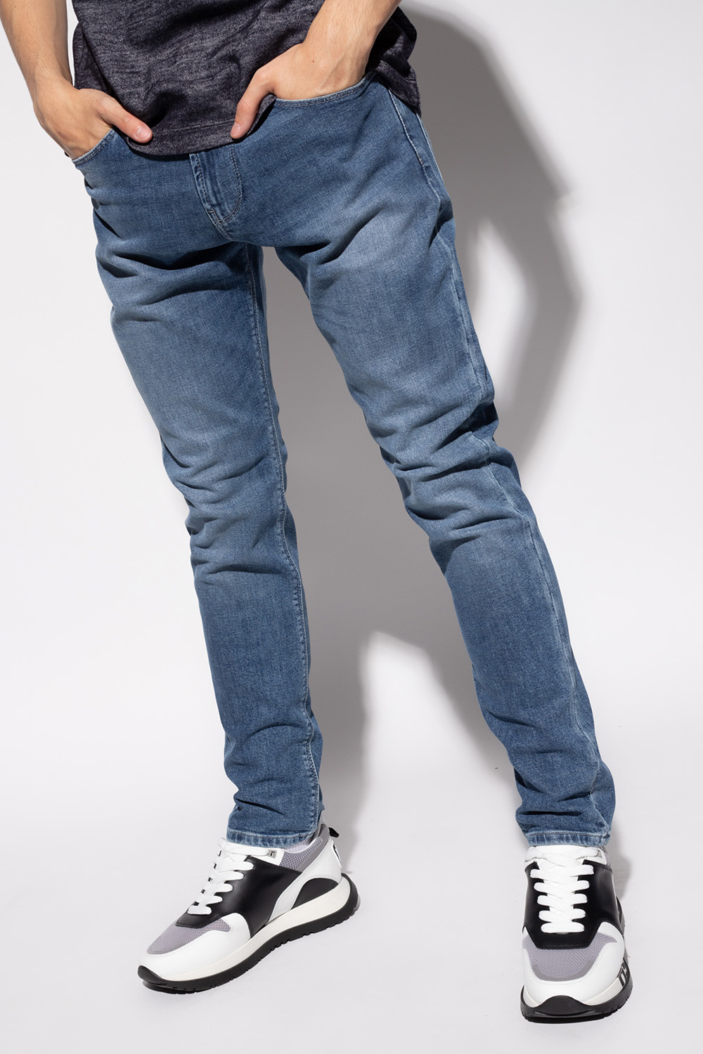 Emporio Armani Distressed jeans