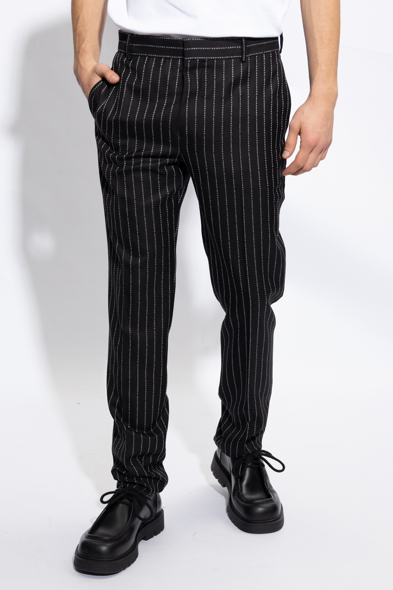 Alexander McQueen Wool pleat-front trousers