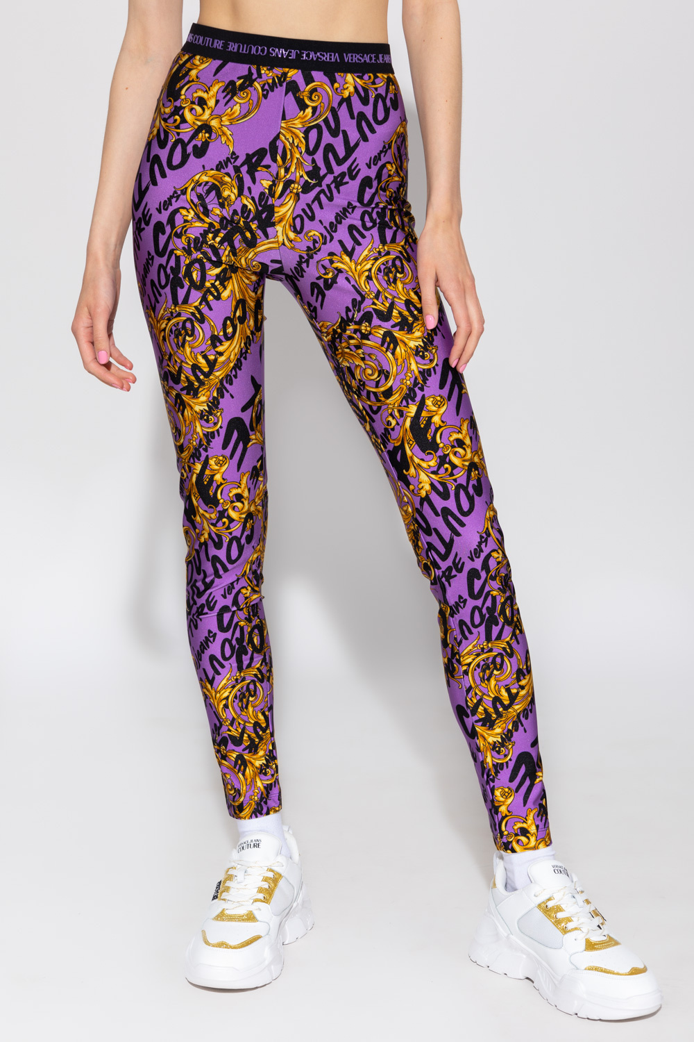Patterned leggings Versace Jeans Couture - Han har at shorts