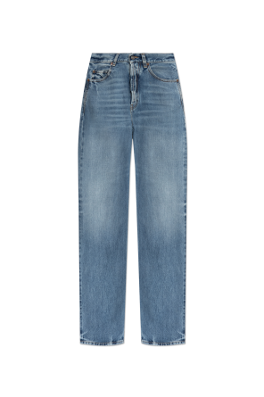 High-waisted jeans