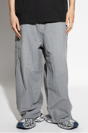 Balenciaga Jeans mit aufgesticktem Logo