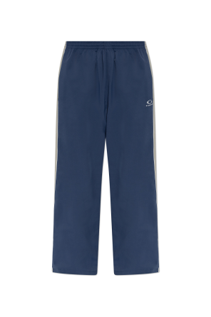 Pantalones deportivos con logo bordado