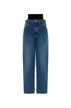 High-waisted jeans