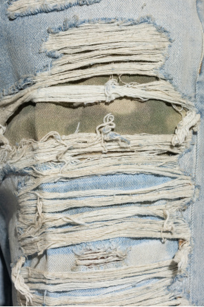 Amiri Vaqueros con roturas