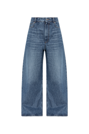 High-waisted jeans