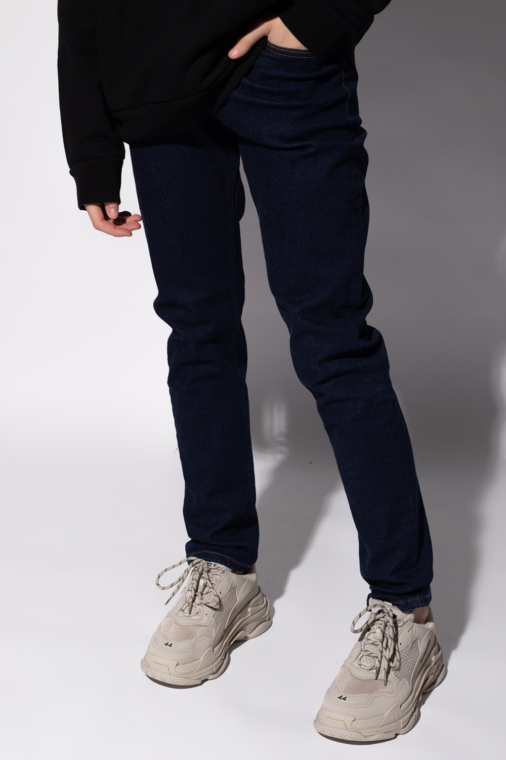 A.P.C. Jeans with logo