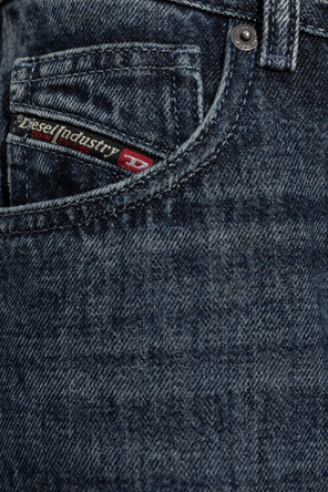 Diesel ‘D-HEEL-FSJ1’ jeans