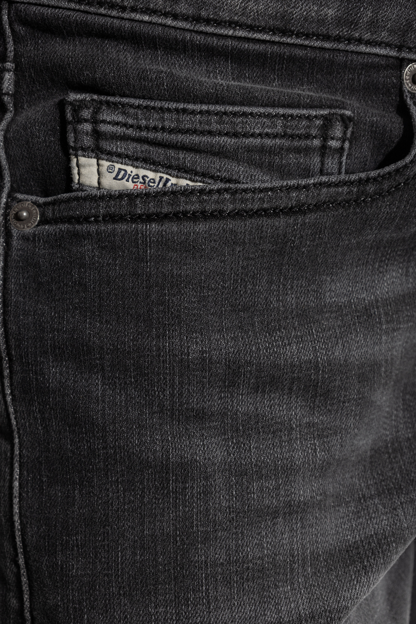 Diesel ‘D-LUSTER L.30’ slim fit jeans