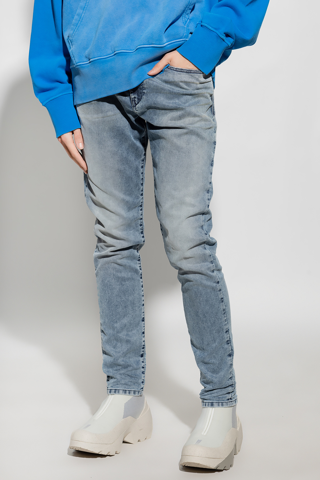 Diesel ‘D-STRUKT JOGG  L.32’ jeans