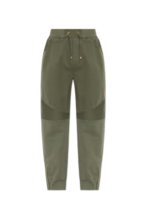 Trousers with appliqué