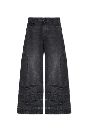 Jeans with stitching