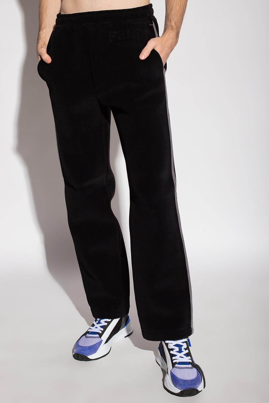 Fendi trousers taille with logo