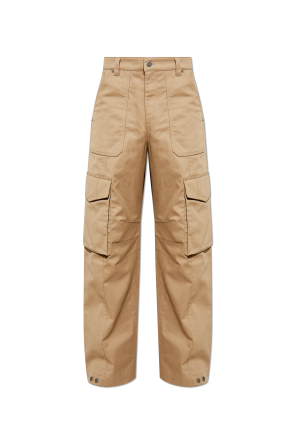 Pants with pockets