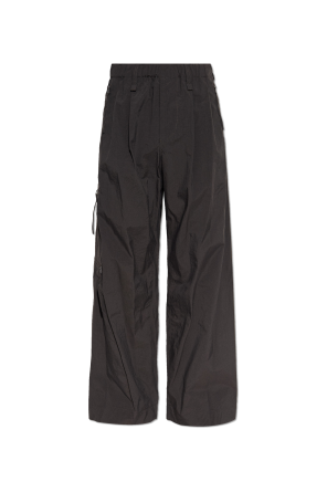 Pleated trousers