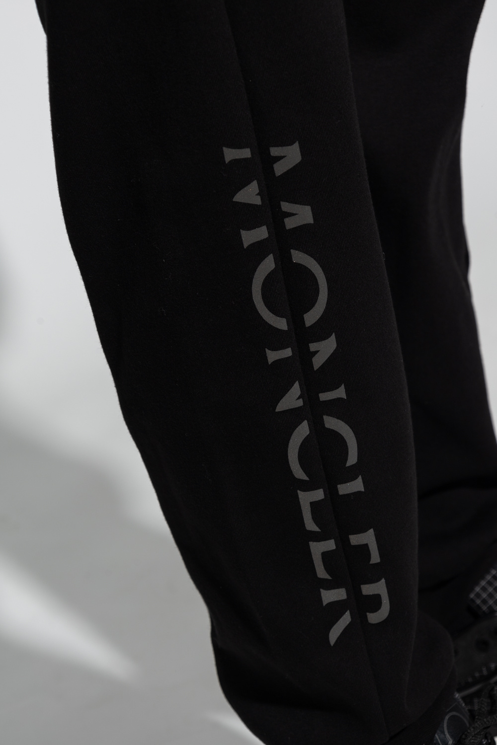 Moncler Vaqueros con lavado claro de corte pitillo de Tommy Jeans Big & Tall