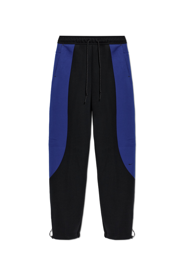 Sweatpants with cuffed legs od Nike