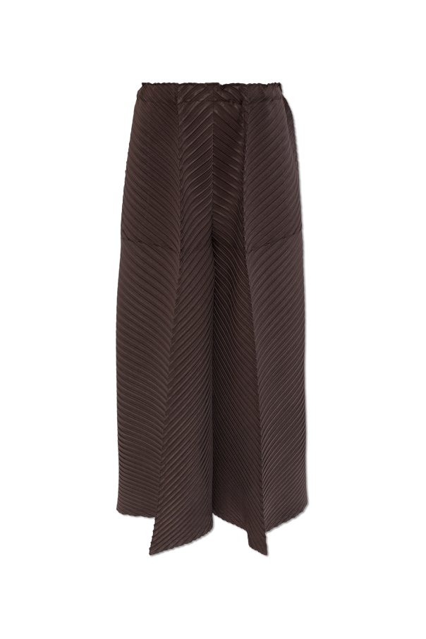Pleated trousers od Issey Miyake