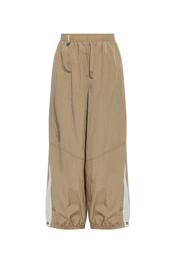 Wide-leg trousers od Nike