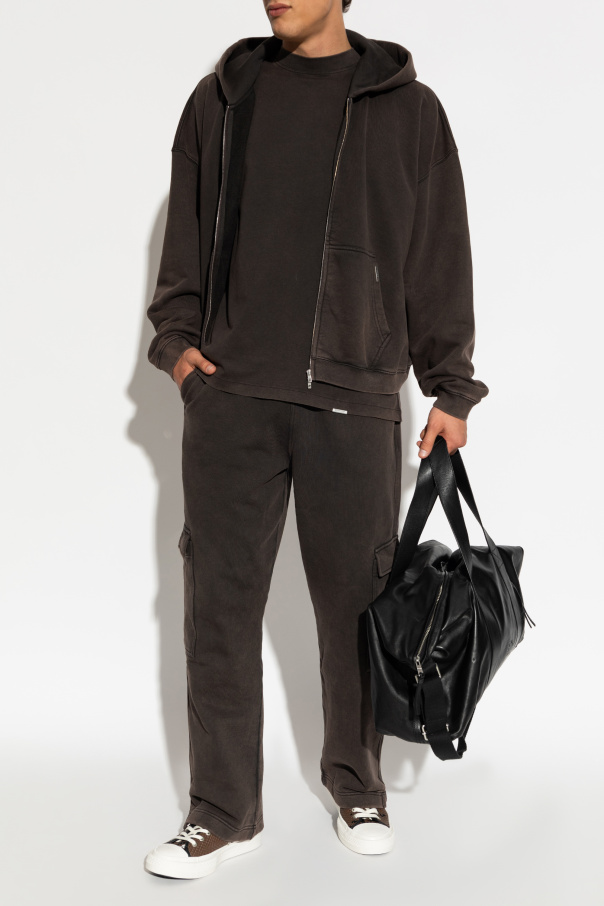 Represent ‘Cargo’ trousers