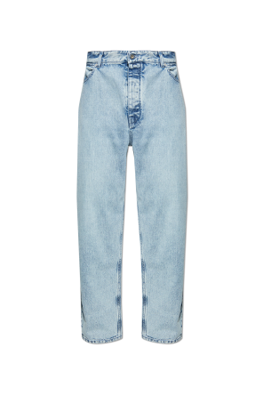 Loose-fit jeans