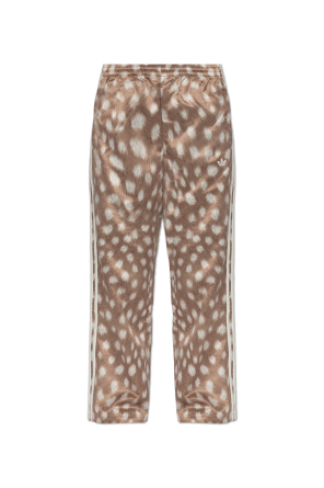 Sweatpants with wide legs