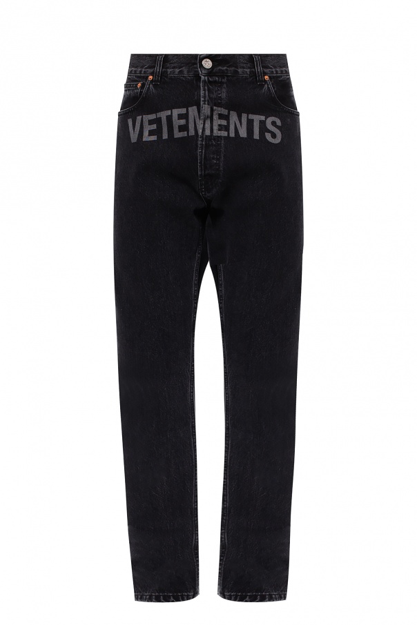 VETEMENTS Distressed jeans