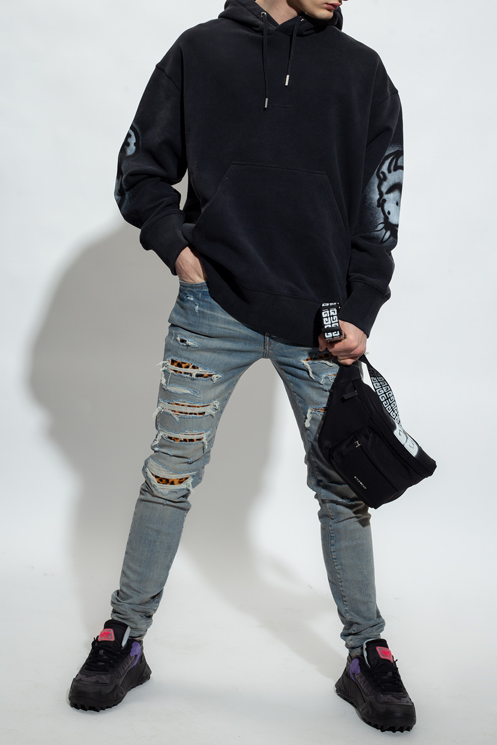 Amiri Distressed jeans