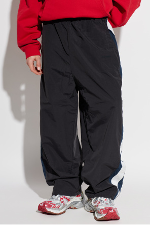 VETEMENTS Trousers with side stripes