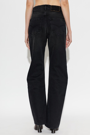 VETEMENTS Jeans de corte ligeiramente curvado
