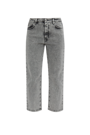 Jeans with pockets