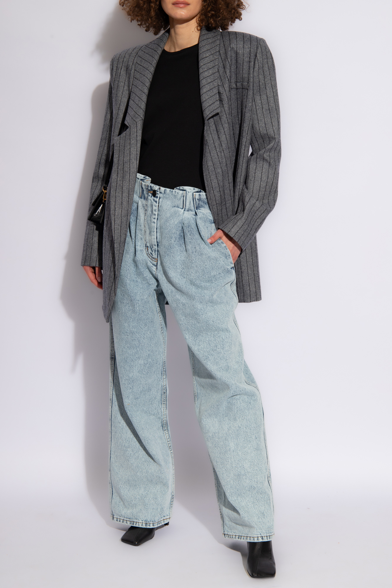 The Mannei ‘Aspos’ jeans with pleats