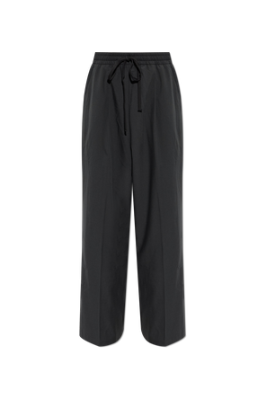 Pleated trousers