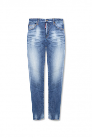 Abigail 5-pocket stretch denim jeans with a zip and button closure