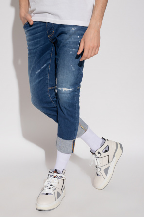 Dsquared2 70s-inspired look with these washed cola-coloured pants from®